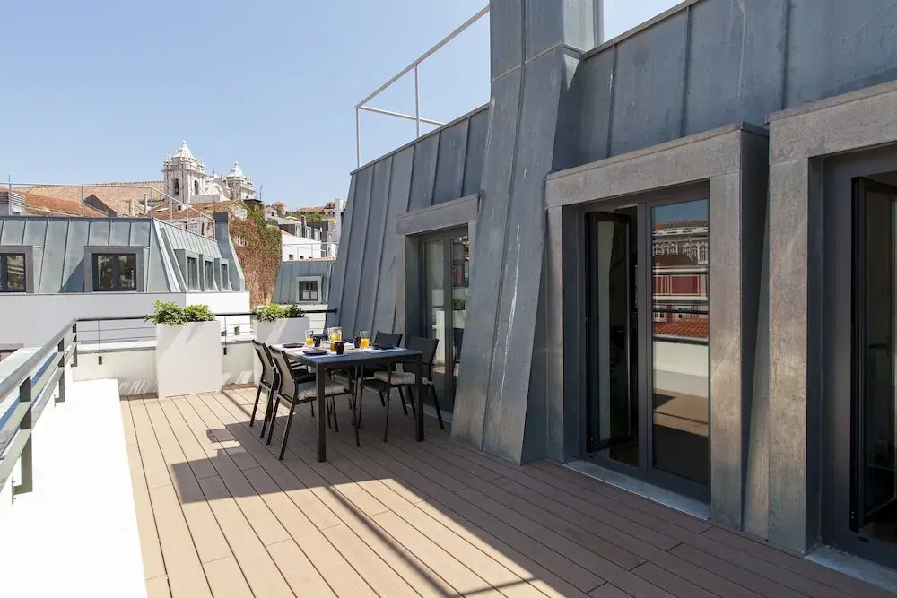 GuestReady - Central stylish home with parking