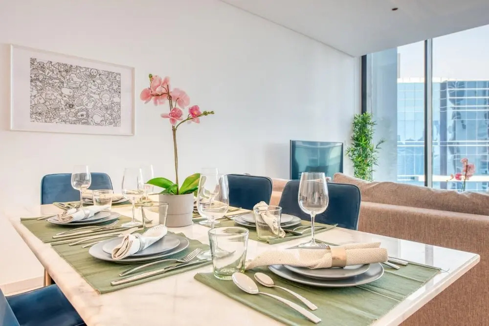 Smart and Contemporary Apt With Burj Khalifa View