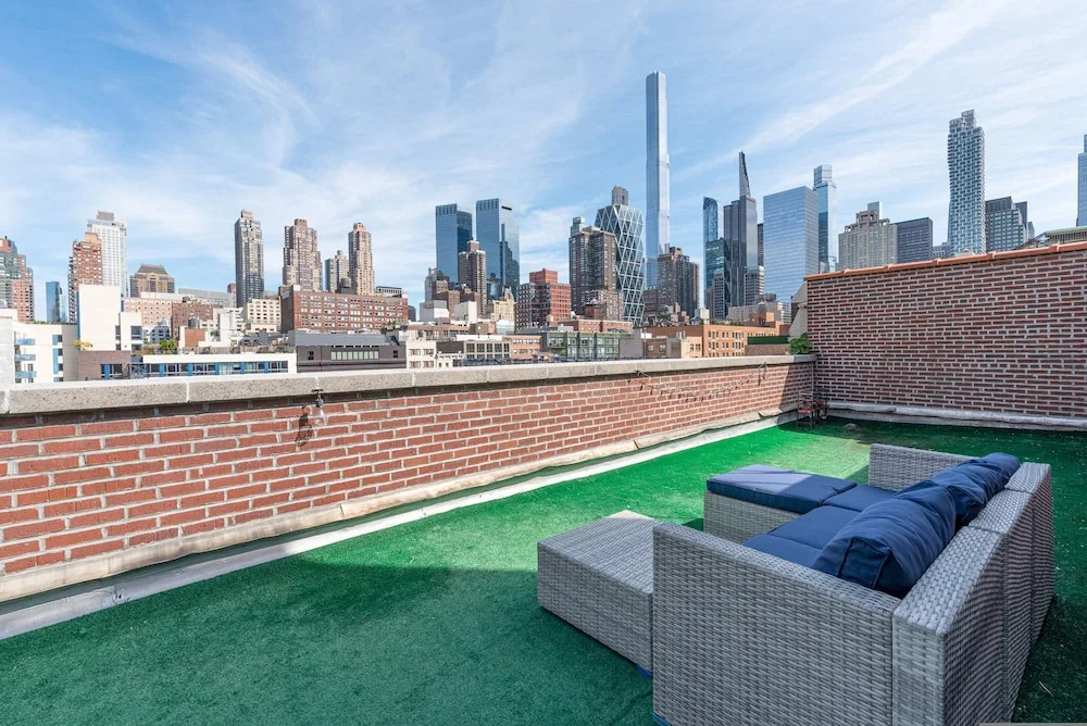 Amazing Furnished 1 BR Penthouse Midtown West