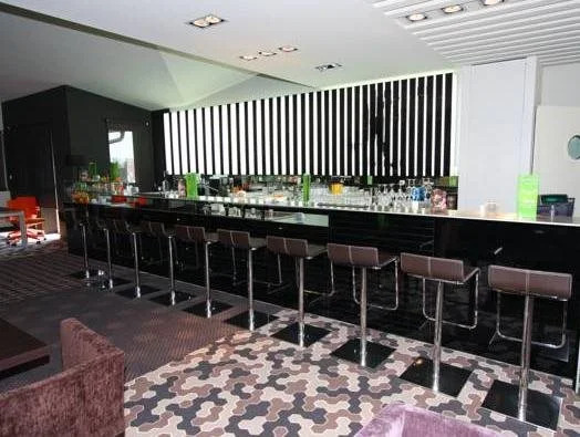 Globall Hotel