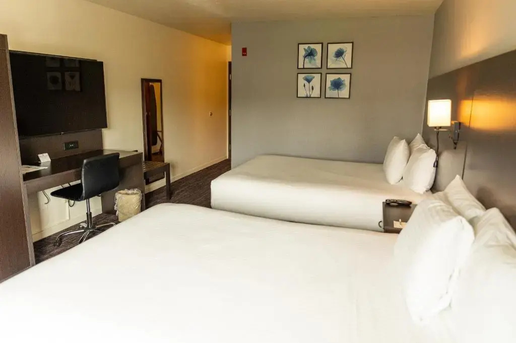 Lake Natoma Inn