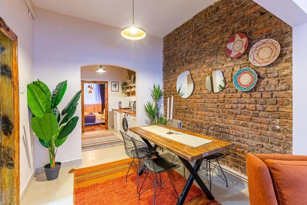 Central and Stylish Flat near Istiklal Street