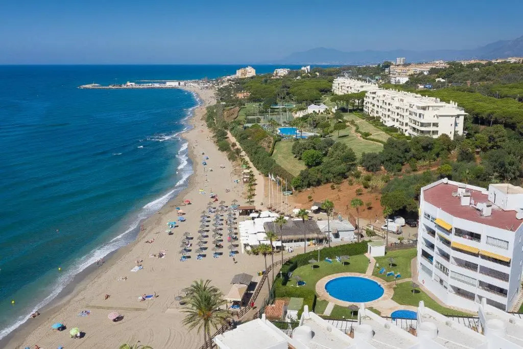 La Luna Beach