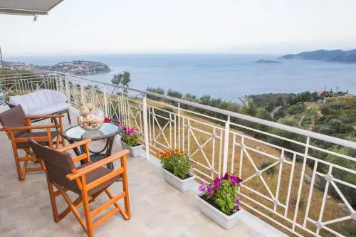 Argo Summer House