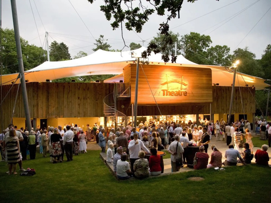 Kilworth House Hotel and Theatre