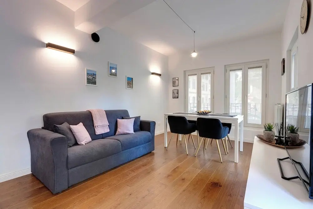Bonnie - Clyde - Marvin Apartments by Mamo Florence