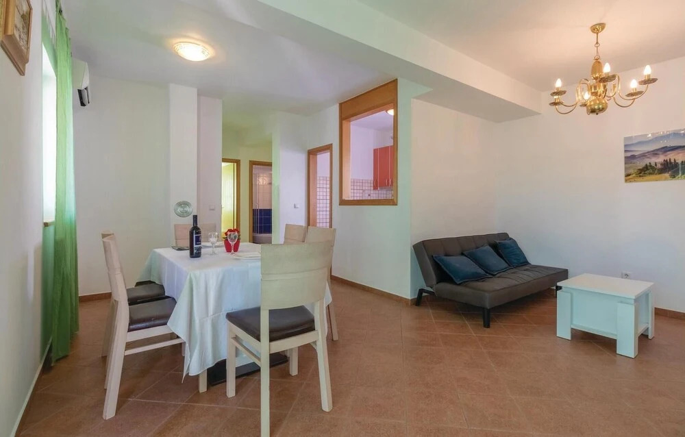 Amazing Home in Ugljan With Wifi and 2 Bedrooms