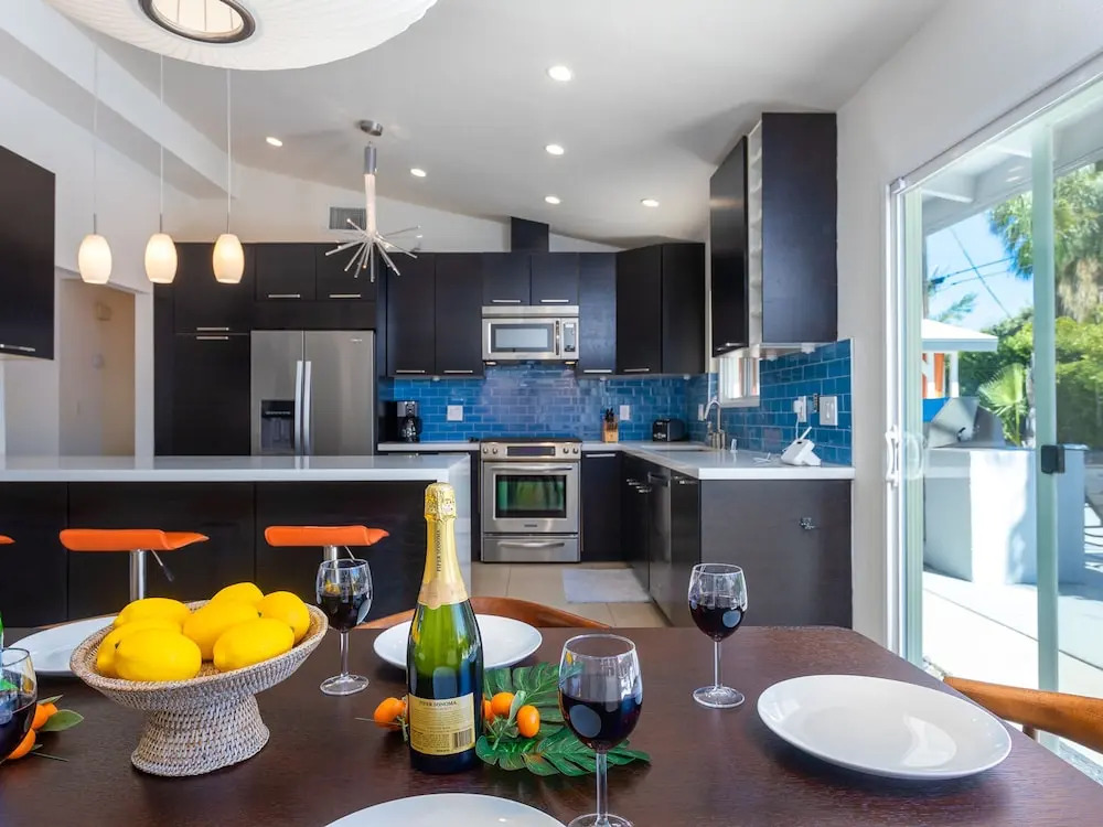Celebrity Hideaway at Movie Colony East
