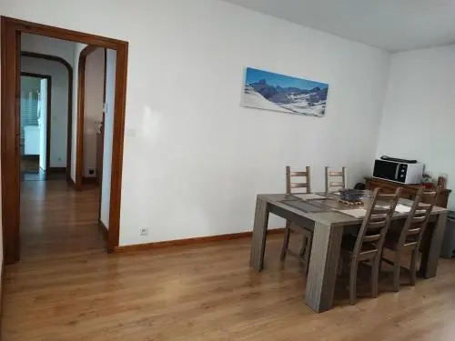 Bourg-Saint-Maurice 68 M2 En Centre Ville