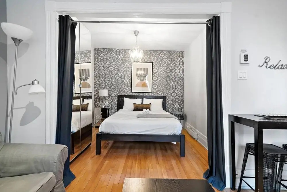 Newly Updated 1 bed 1 WC Walking Distance to Old Port Montreal