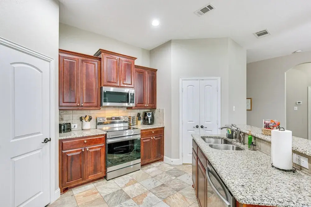 Private Yard & Grill: Greenville Vacation Rental