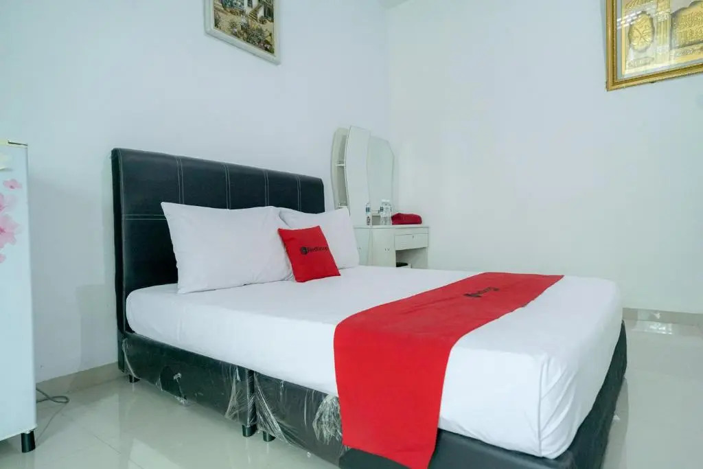 RedDoorz Syariah near RS Awal Bros Batam