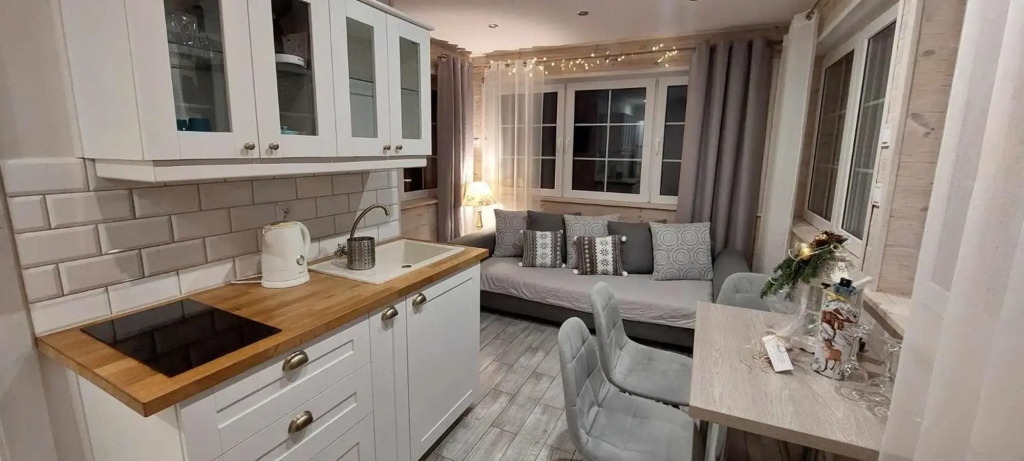 Apartamenty EDEN- jacuzzi, domek saunowy , śniadanie , piękne widoki