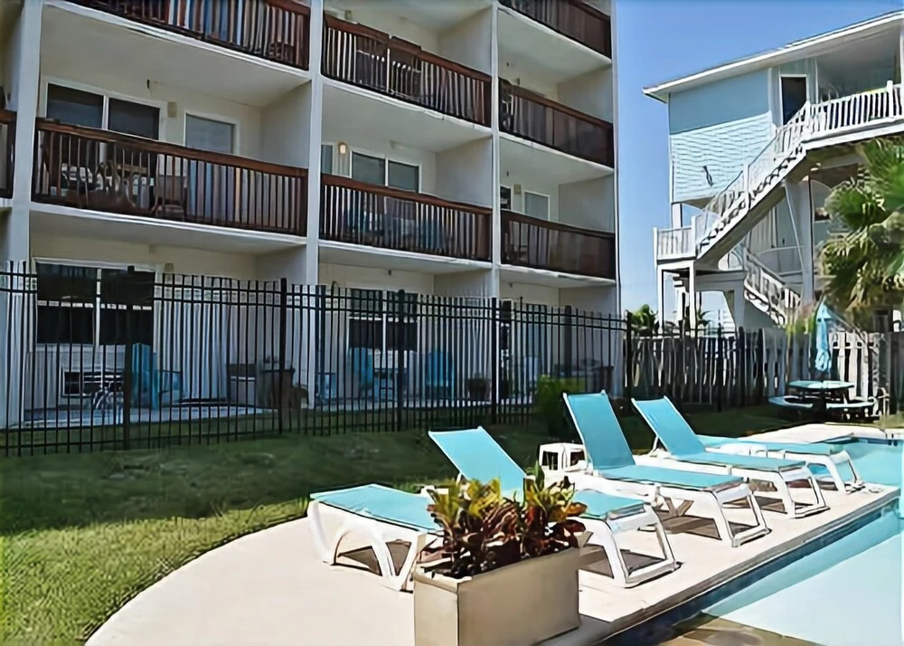 114 Sea Breeze - One Bedroom Condo