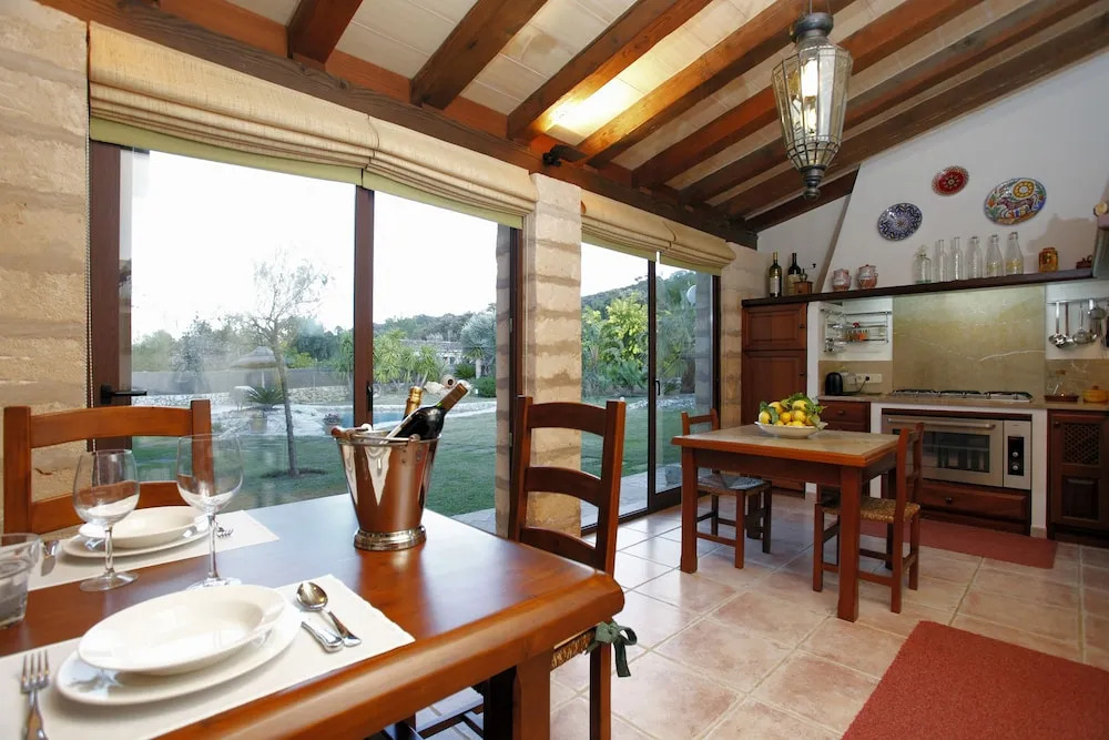 Villa Can Brullet by SunVillas Mallorca