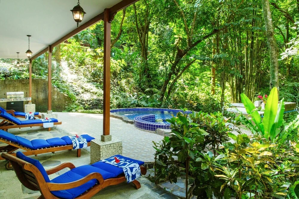 4BR Villa MotMot in w exclusive pool Wifi Ac