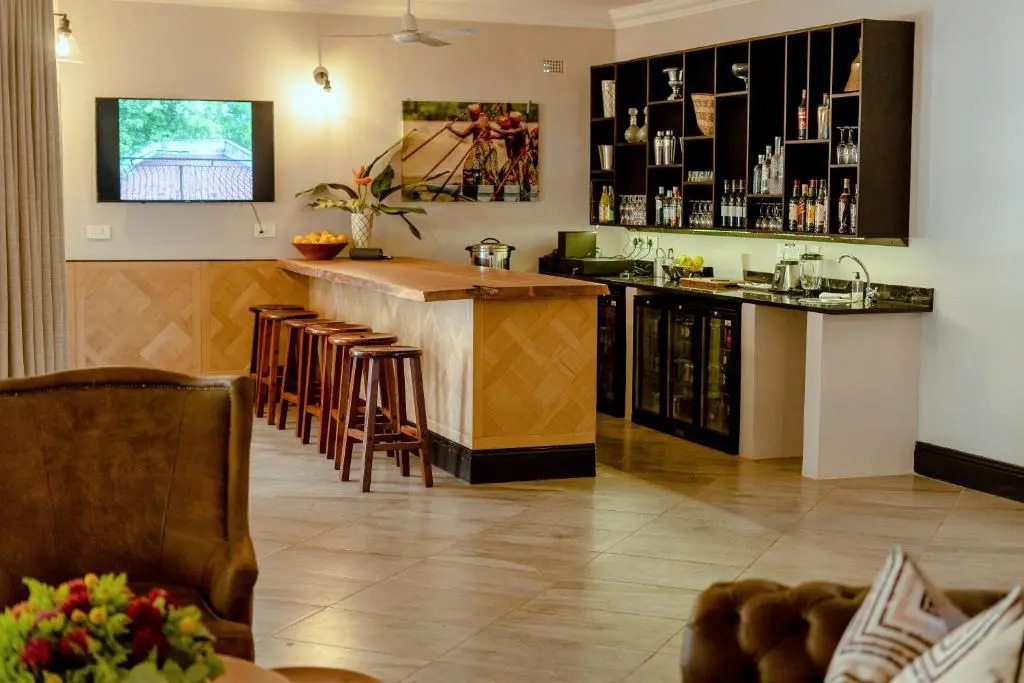 Nkosi Guest Lodge