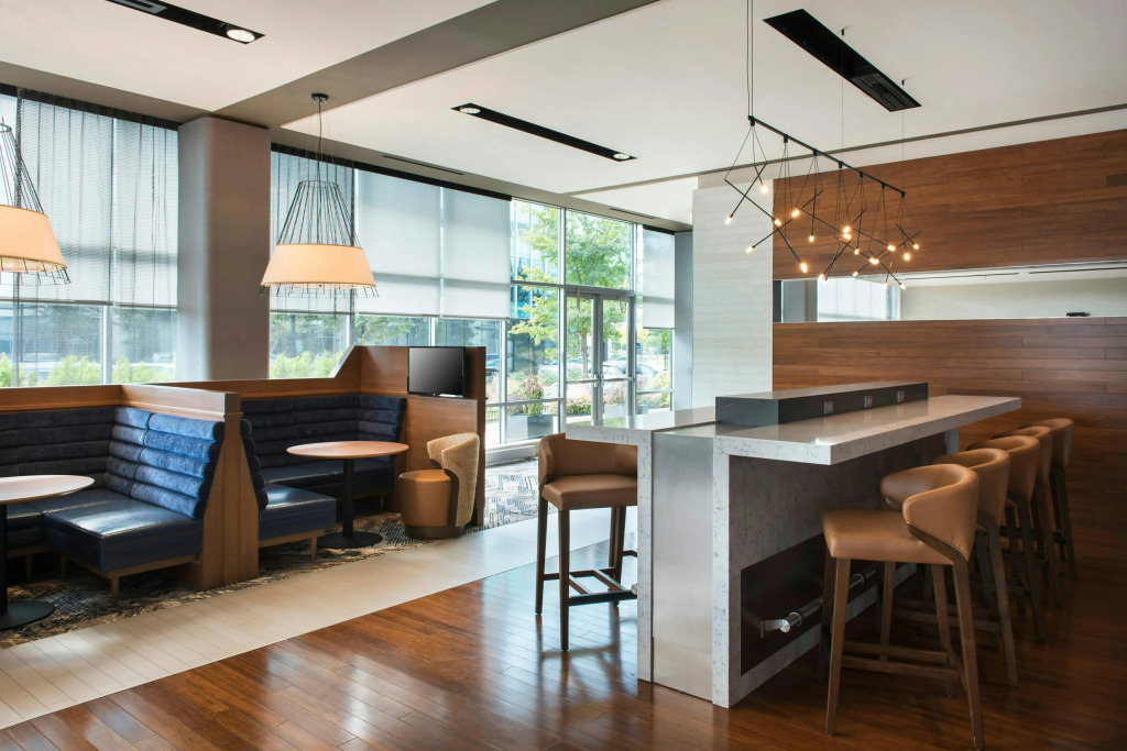 Courtyard by Marriott Philadelphia South at The Navy Yard