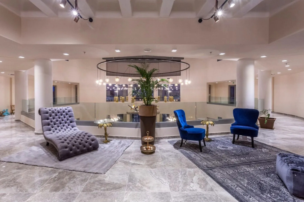 Elysian Luxury Hotel and Spa
