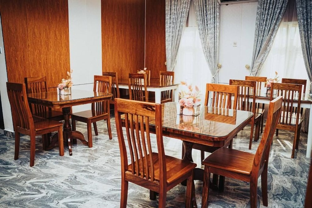 Stay AT Margarets Serviced Apartment