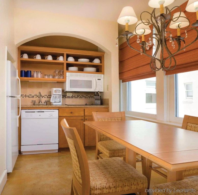 Club Wyndham Riverside Suites