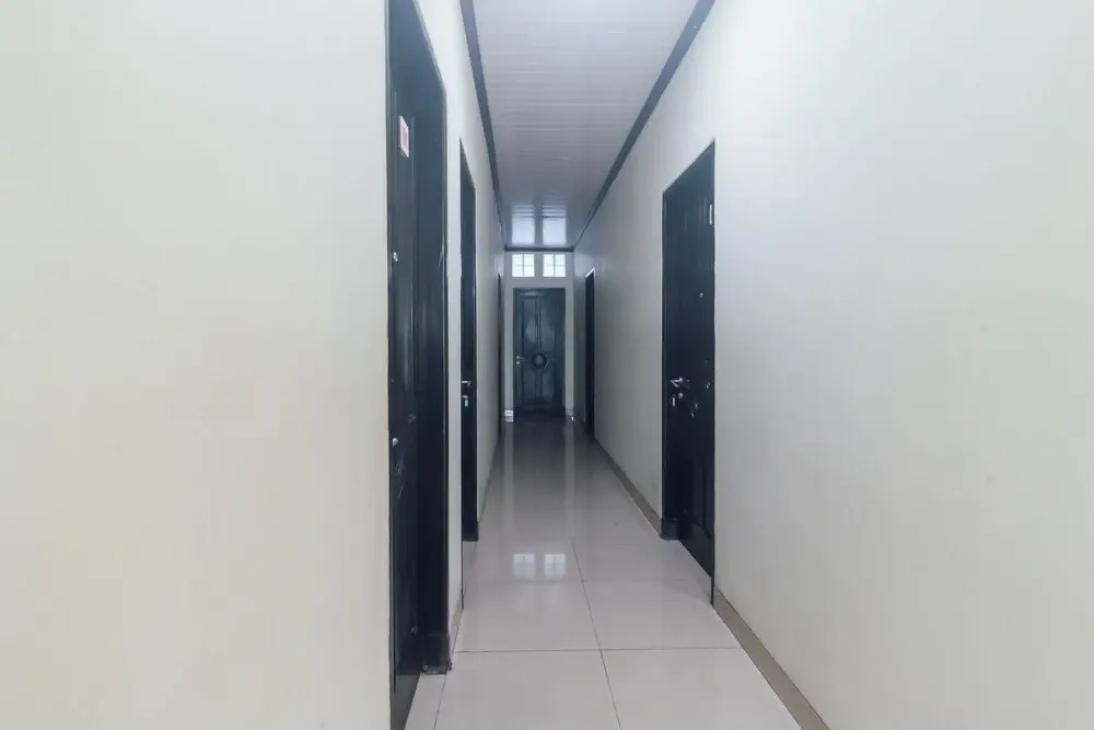 OYO 1872 Sakinah Grand Soabali Hotel