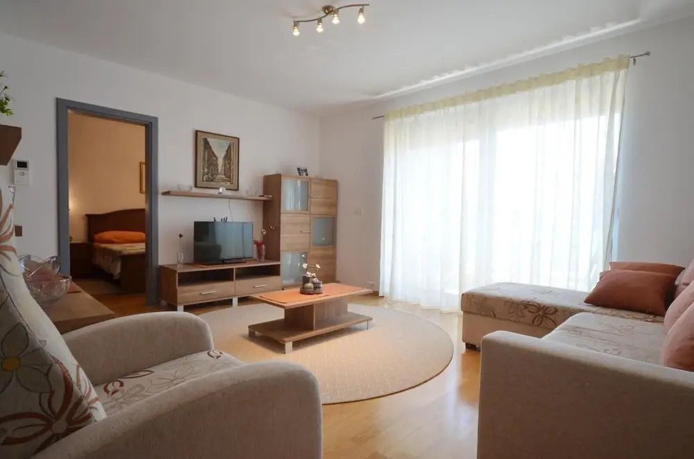 Emma in Rovinj With 1 Bedrooms and 1 Bathrooms