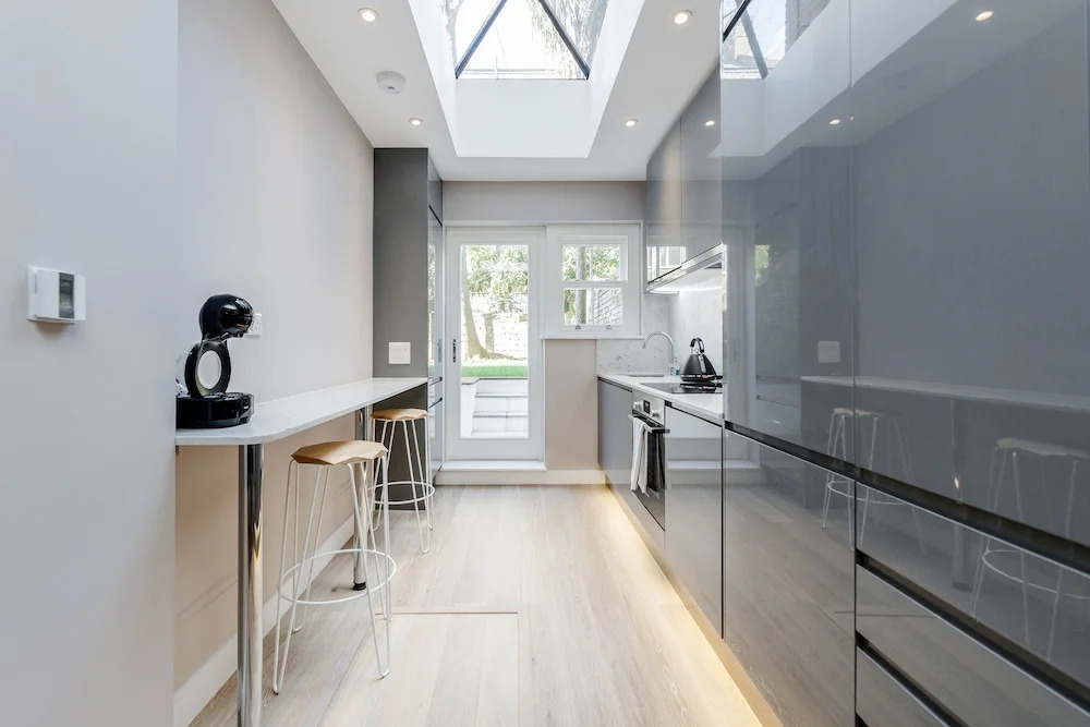 Stylish 2bed 2bath in Notting Hill