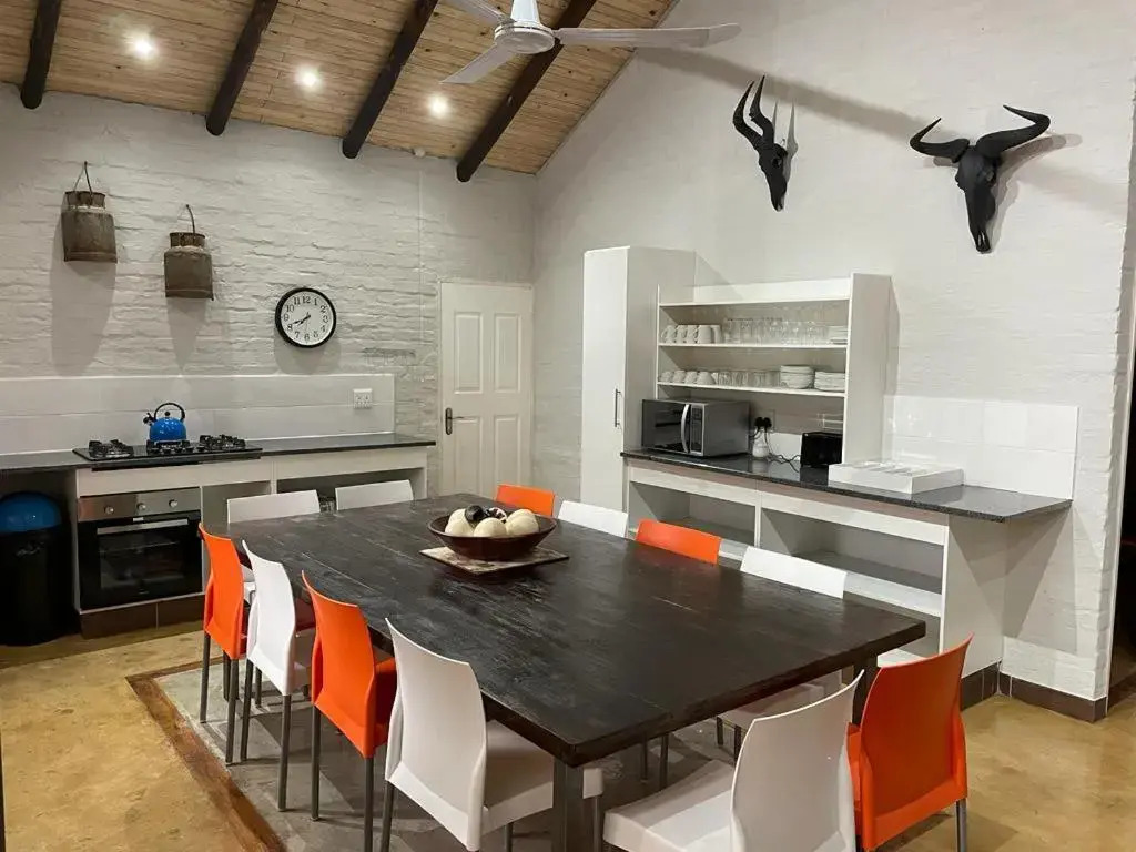 Kruger Wild Dog Inn House 1