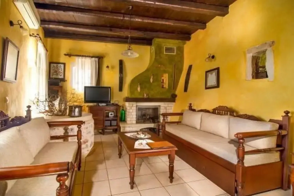 Samonas Traditional Villas Green Villa Faskomilia - 75m Maisonette