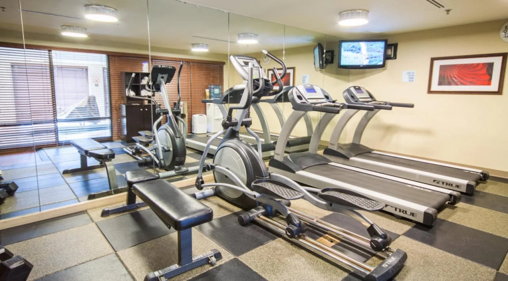Holiday Inn Express Hotel & Suites Auburn by IHG