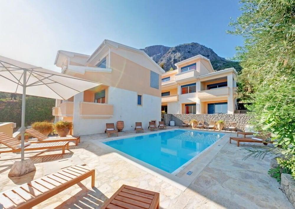 Glyfa Corfu Apartments