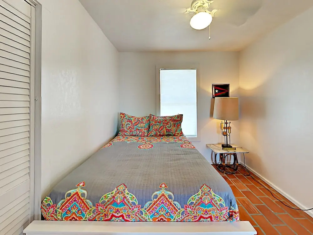 Cabinessence At La Playa - Two Bedroom Home