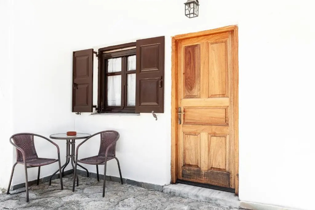 One Bedroom Apartment With Kitchenette# 12 A