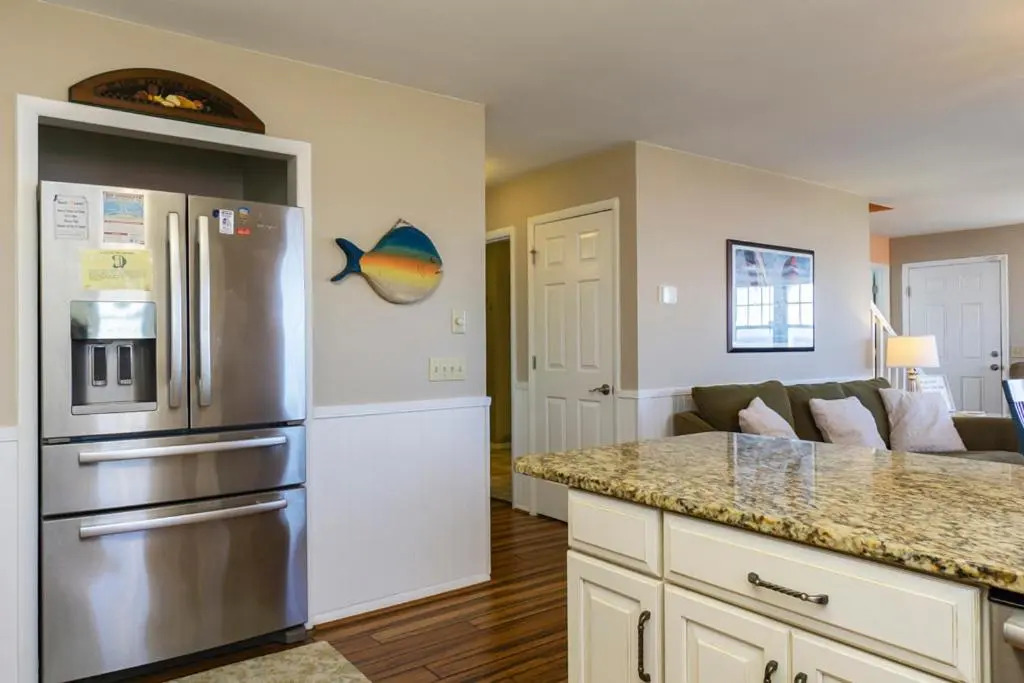 1 4 Us by Oak Island Accommodations