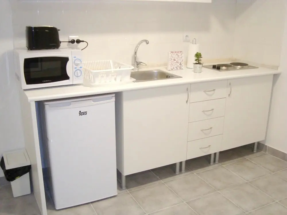 Studio in Lisboa, With Wonderful City View, Terrace and Wifi