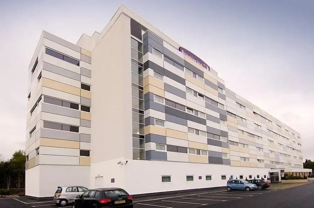 Premier Inn Manchester M56/J6 Runger Lane South
