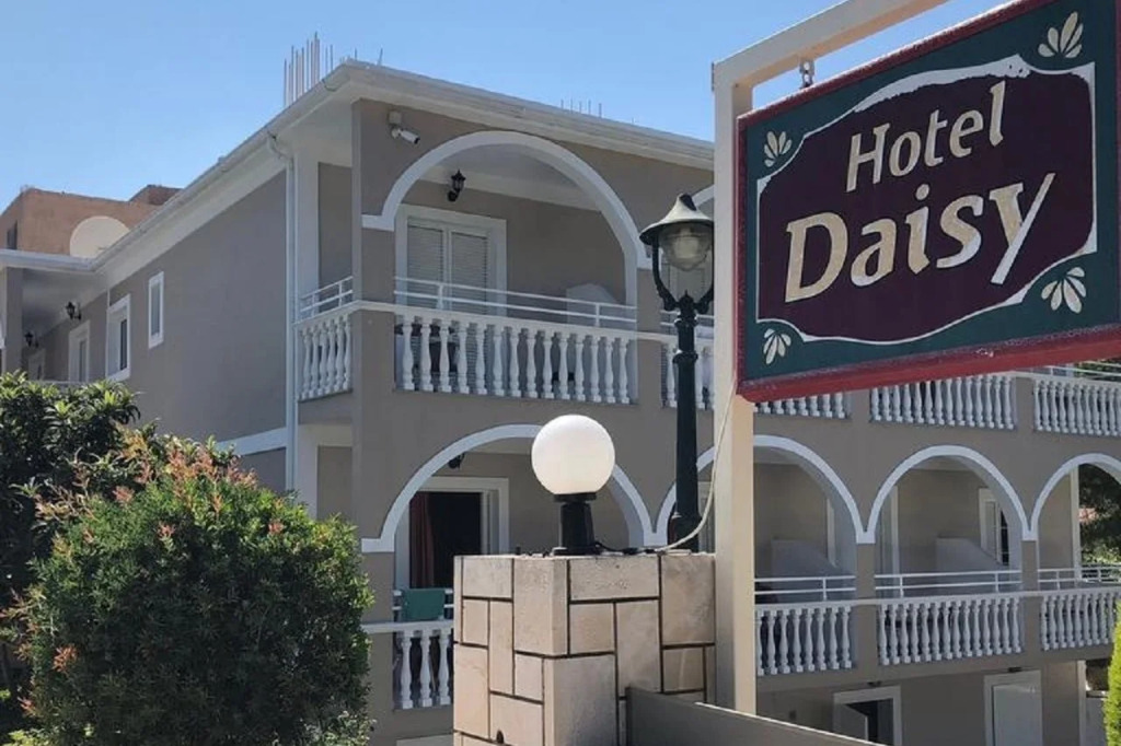 Daisy Hotel