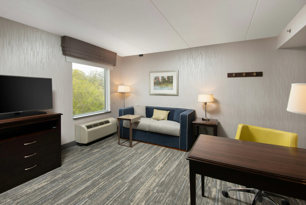 Hampton Inn & Suites by Hilton Barrie