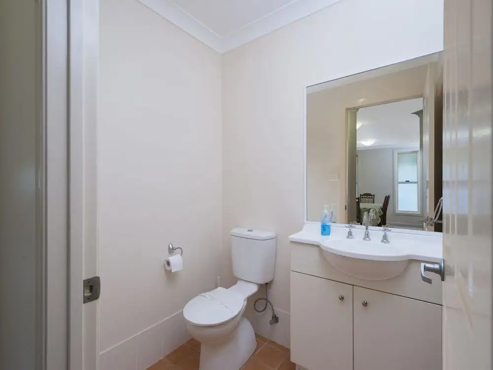 Lagoons Estate, 6 Dowling Street