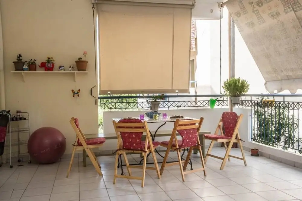 Antoine's central flat near the sea