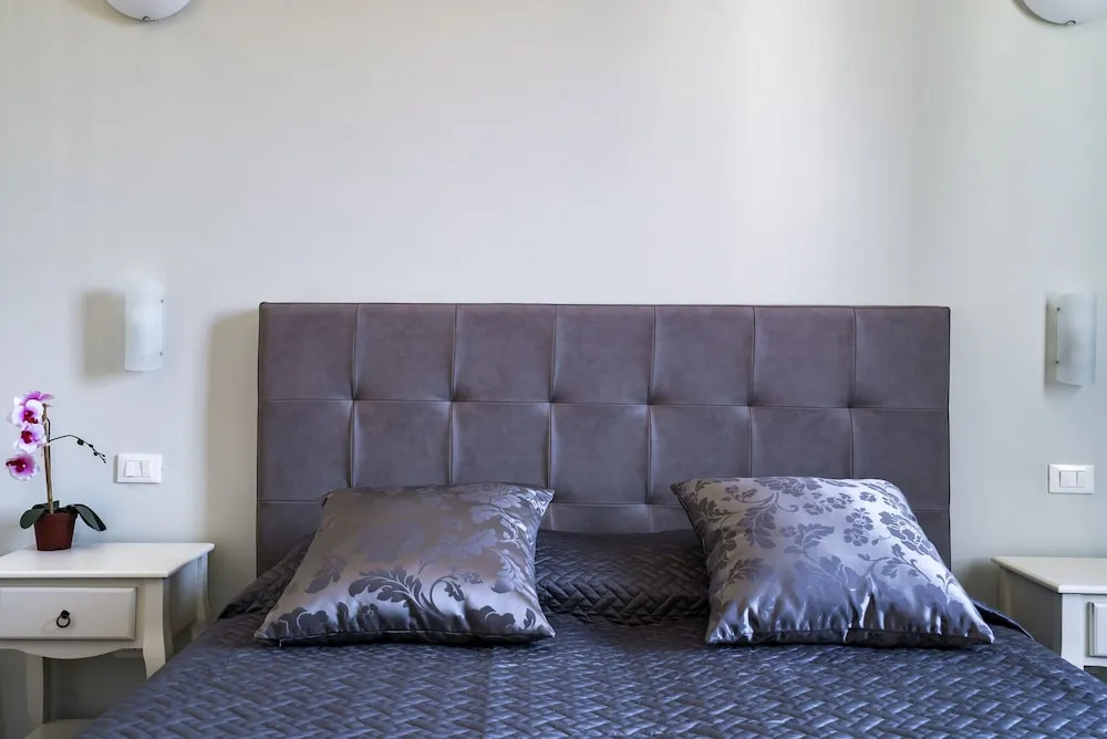 Live Florence Guest House