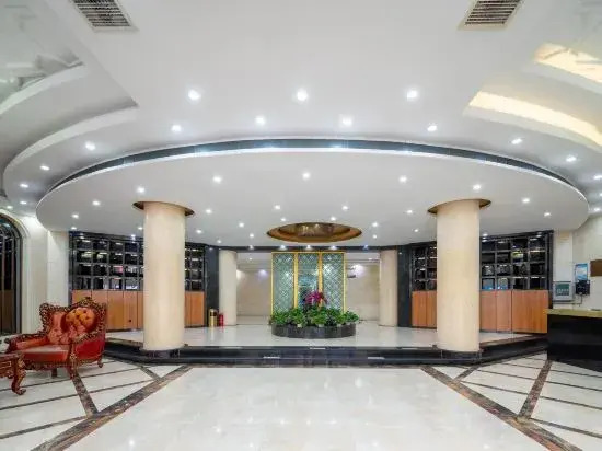 Qingzhu Kaisheng Hotel (Happy World Baiyun Middle Road Subway Station)