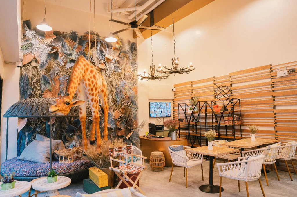 B Innspire Hotel
