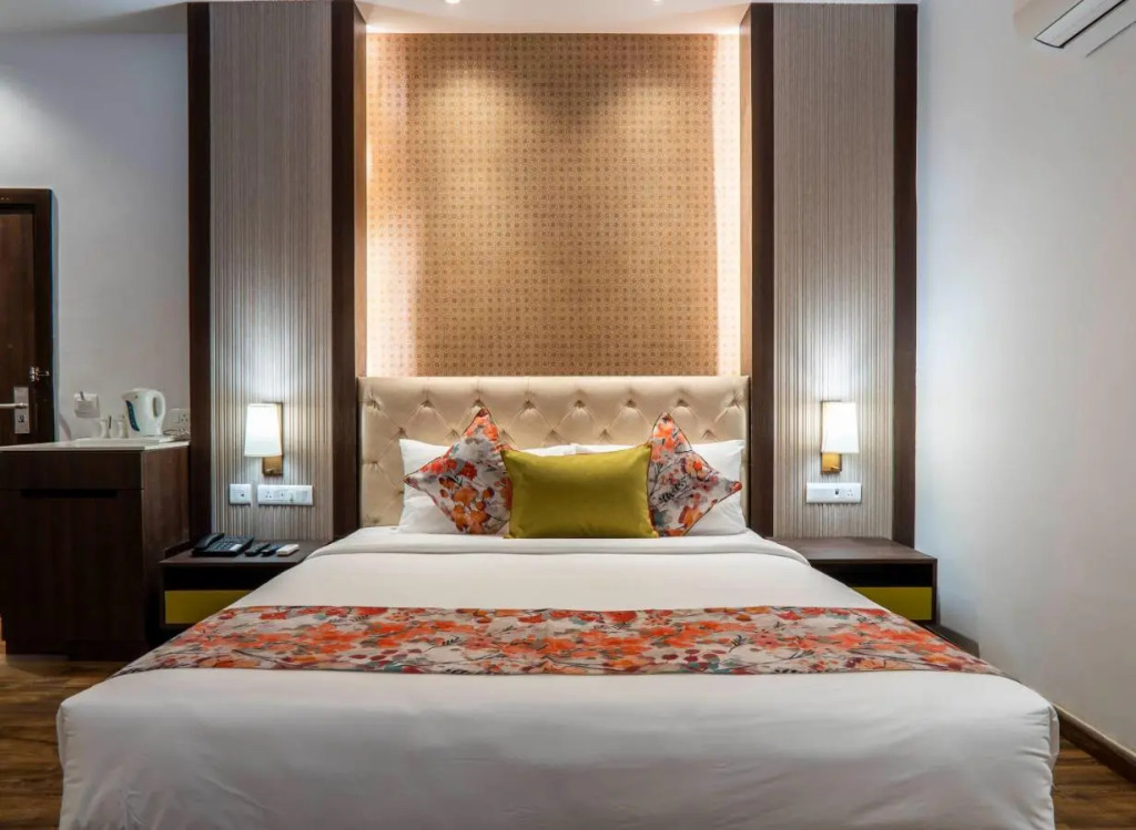 Hotel Le ROI Lake View koti