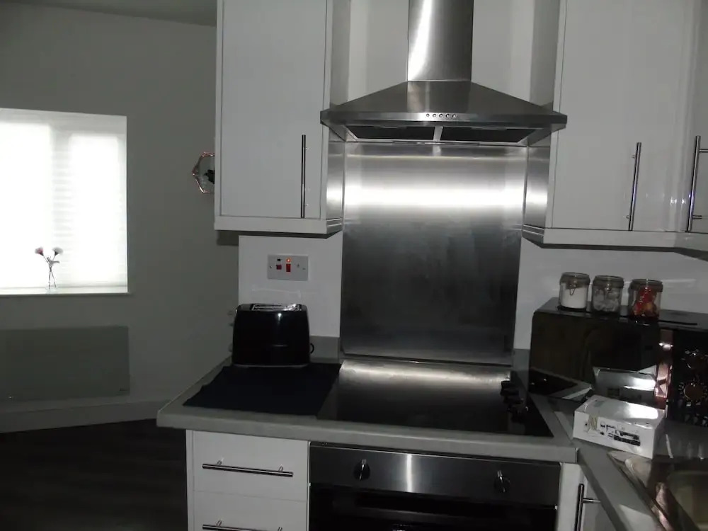 Captivating 1-bedroom Apartment in Bolton