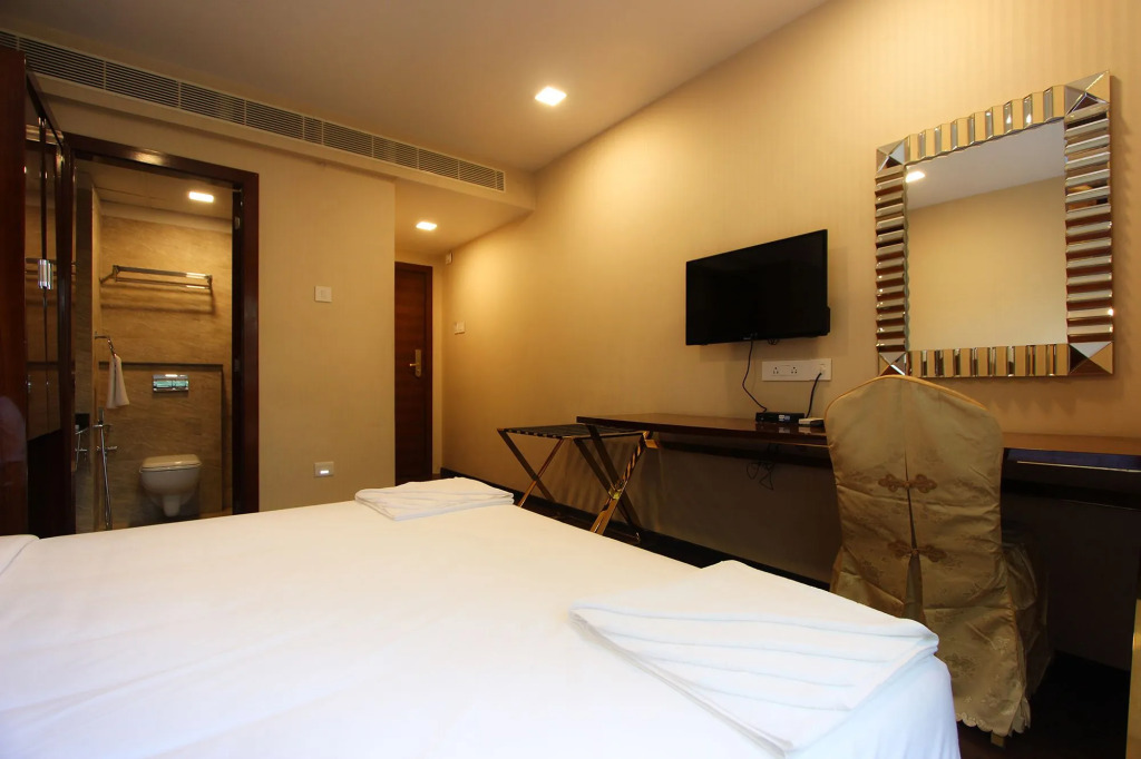 Raahat Inn