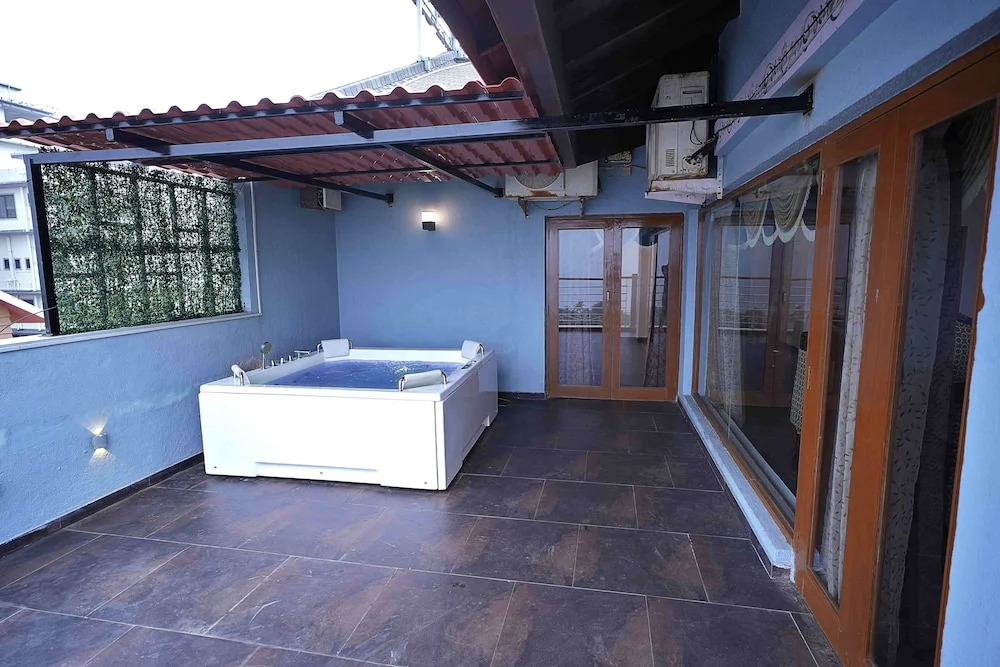Alekhya Suites