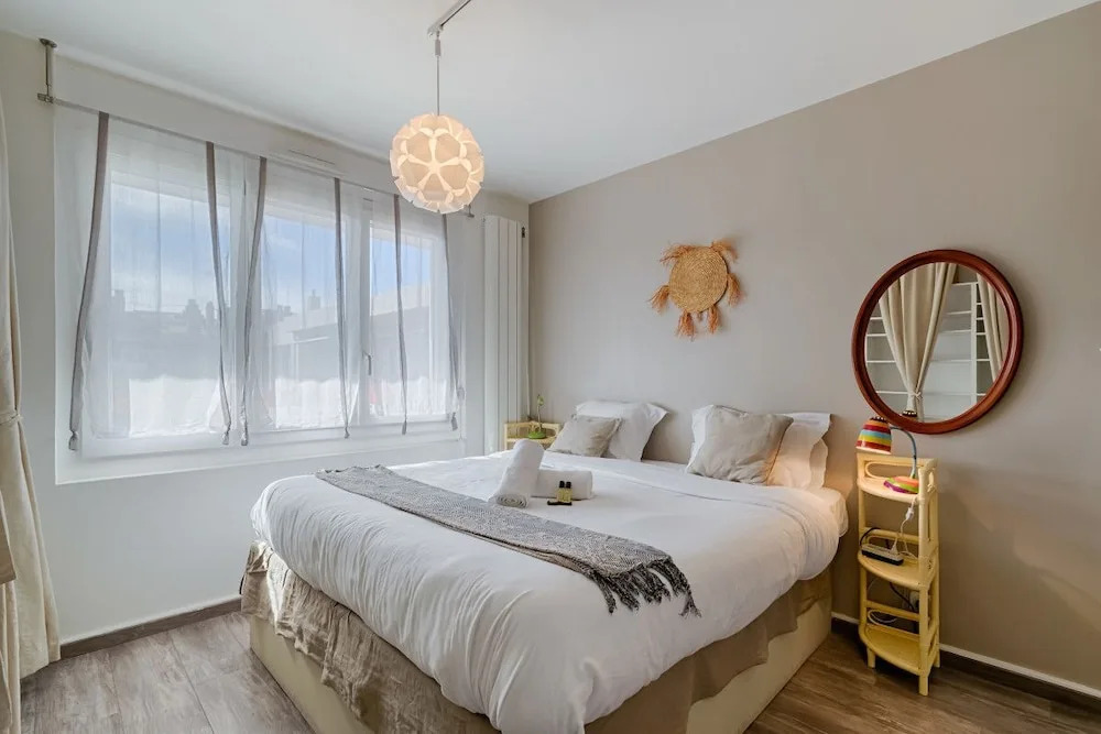 Three-roomed With Terrace & Garage - 7th Heart