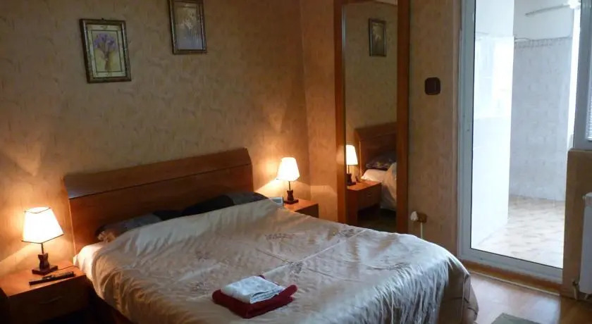 6 Top Suites ApartHotel Faleza Galati